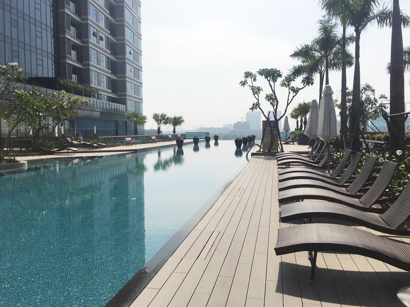 Căn hộ Sunwah Pearl cho thuê view hồ bơi, sông Sài Gòn và Bitexco