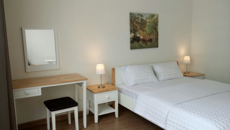Cho thuê căn hộ Vinhomes Central Park 3 phòng ngủ nội thất cao cấp