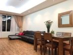 Cho thuê căn hộ Saigon Pearl nội thất đơn giản giá thấp