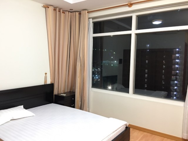 Cho thuê căn hộ Saigon Pearl nội thất đơn giản giá thấp