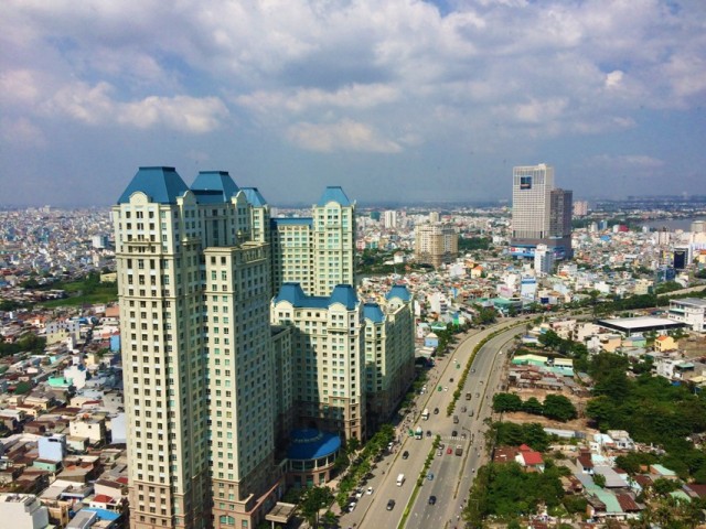 Cho thuê căn hộ Saigon Pearl 2 phòng ngủ nội thất đầy đủ, view city