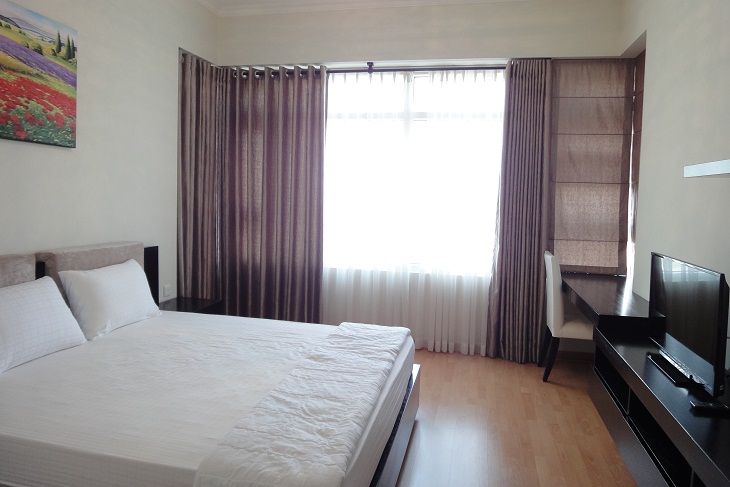Cho thuê căn hộ cao cấp Saigon Pearl 3 phòng ngủ, tầng cao, view đẹp